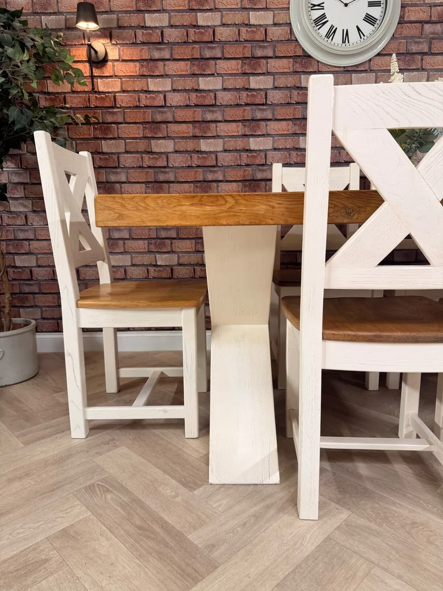 Danube oak kitchen table & 6 chairs - Image 4