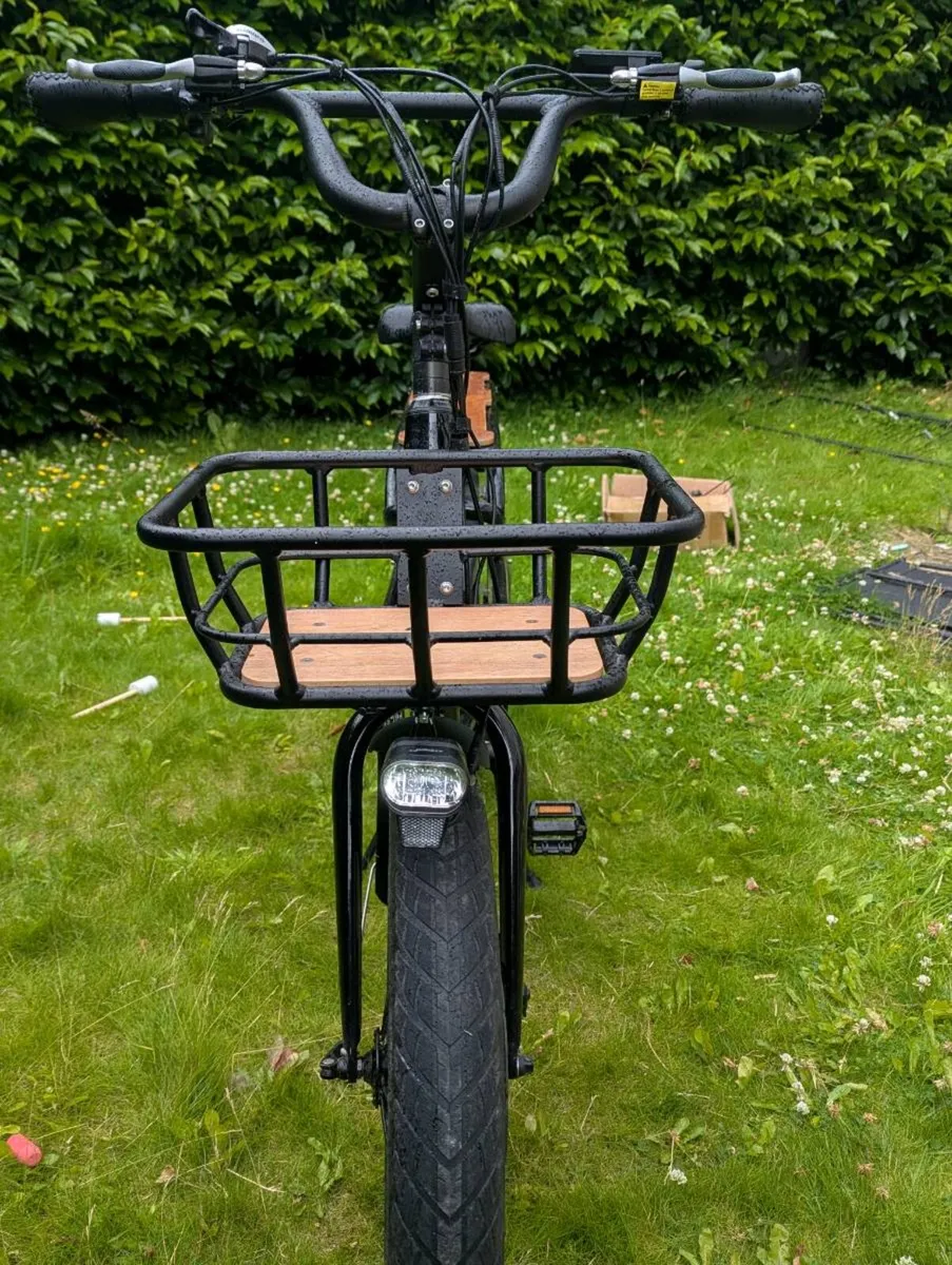 2023 cargo e-bike: Mycle, low mileage - Image 2