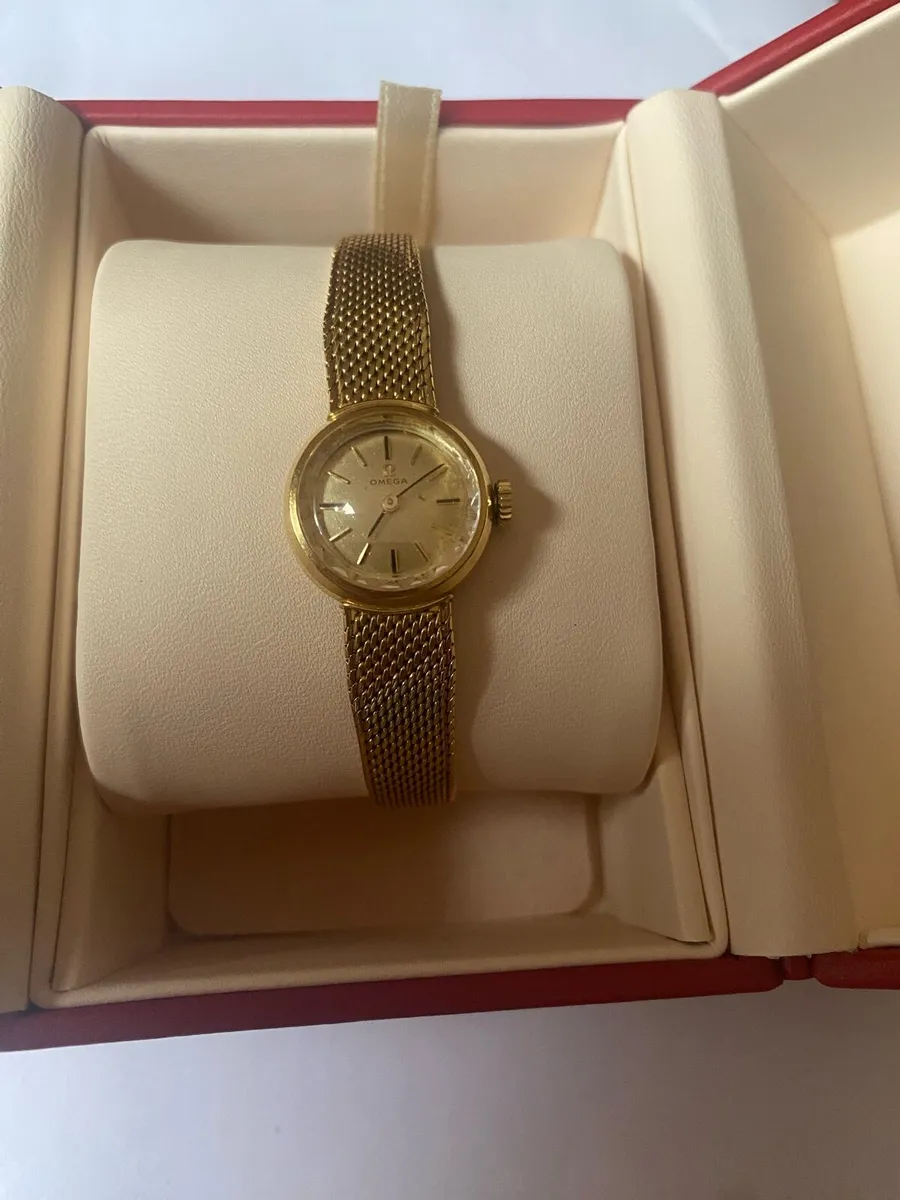 Watch - Image 3
