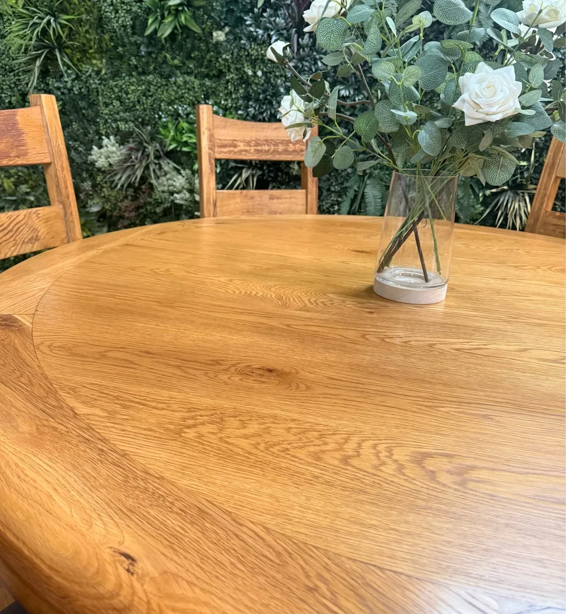 Round Danube oak kitchen table & 6 chairs - Image 3