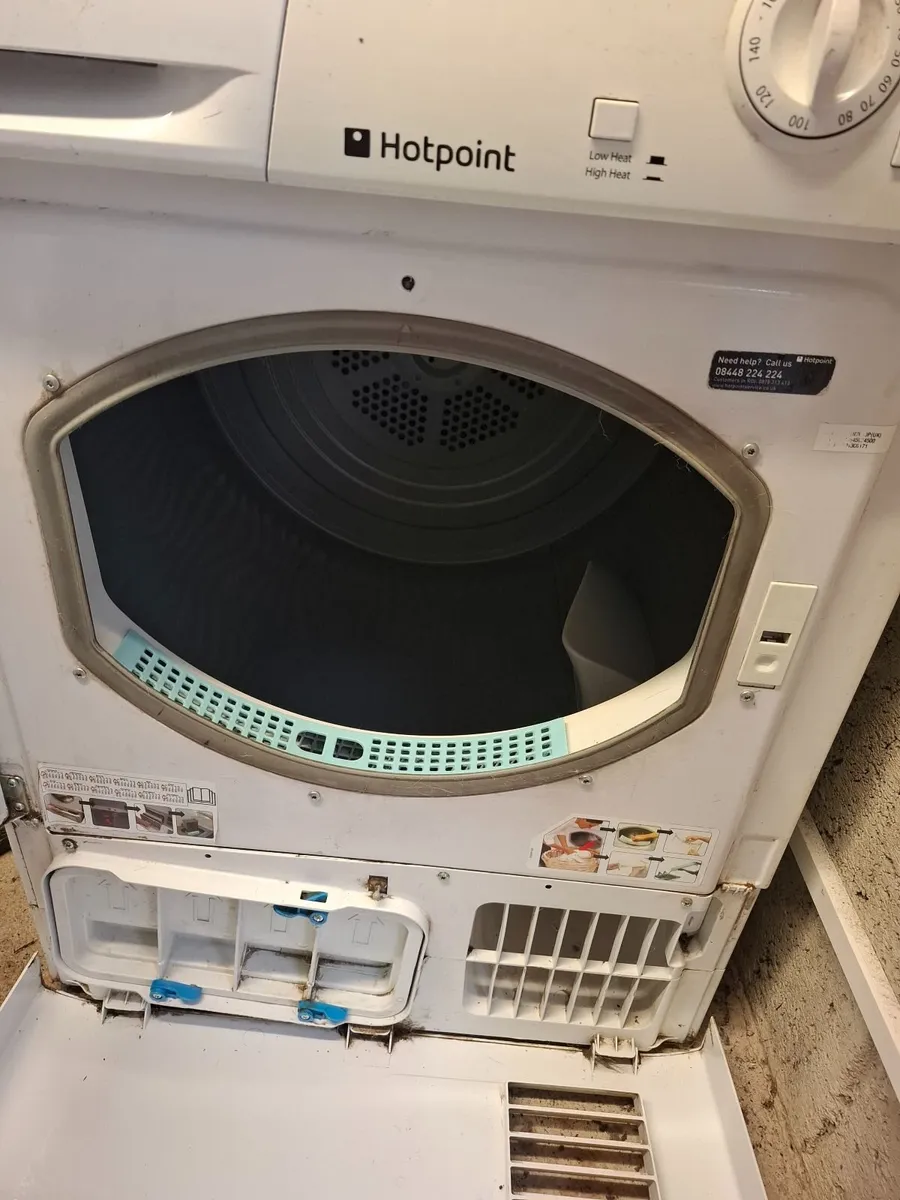 Hotpoint Aquarius condensing dryer 7 kg - Image 3