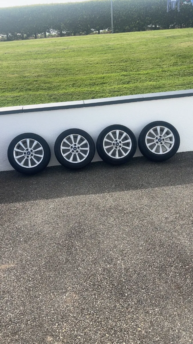 Ford focus alloys and tyres for sale - Image 1