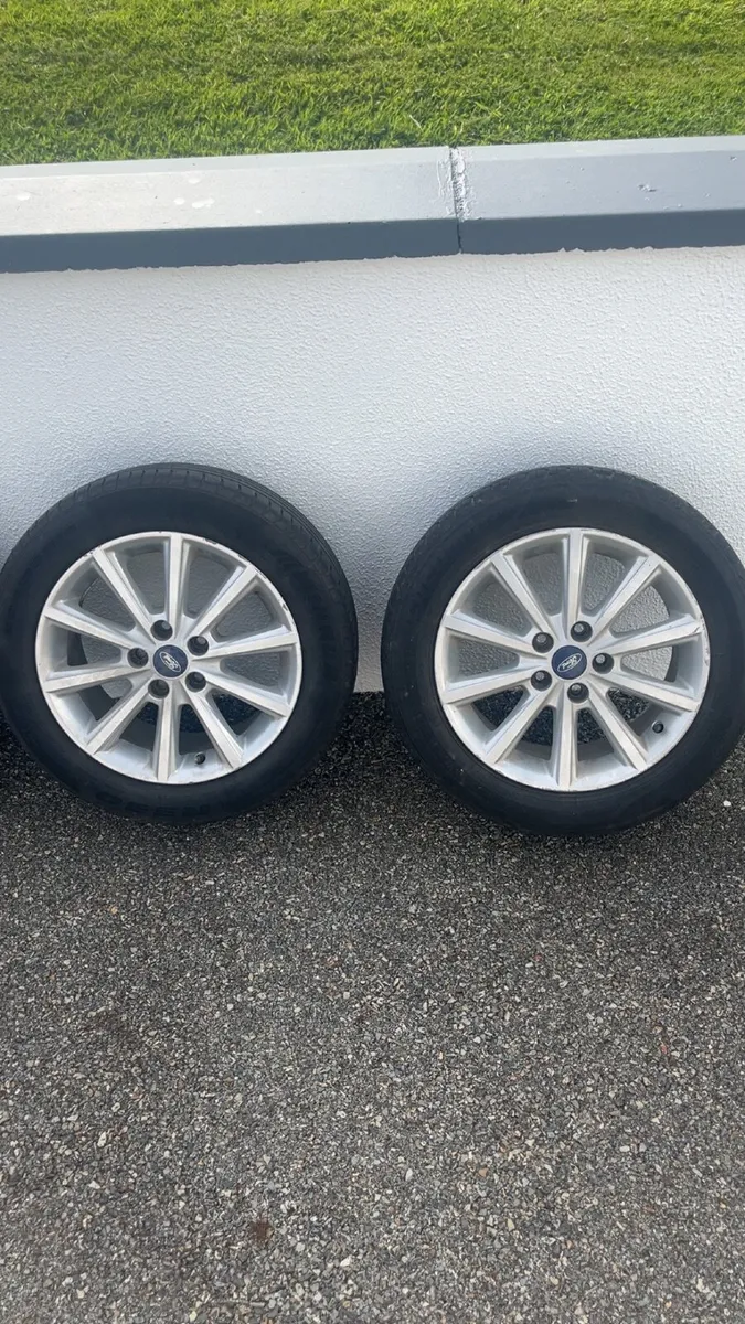 Ford focus alloys and tyres for sale - Image 2