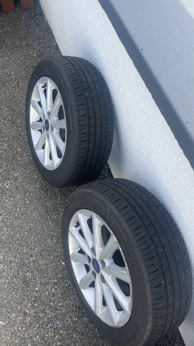 Ford focus alloys and tyres for sale - Image 4