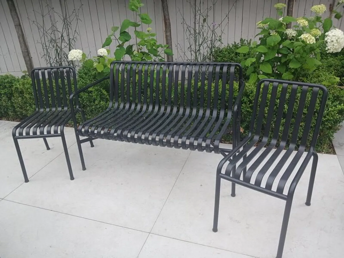 Garden Bench & 2 chairs (Hay Palissade) - Image 1