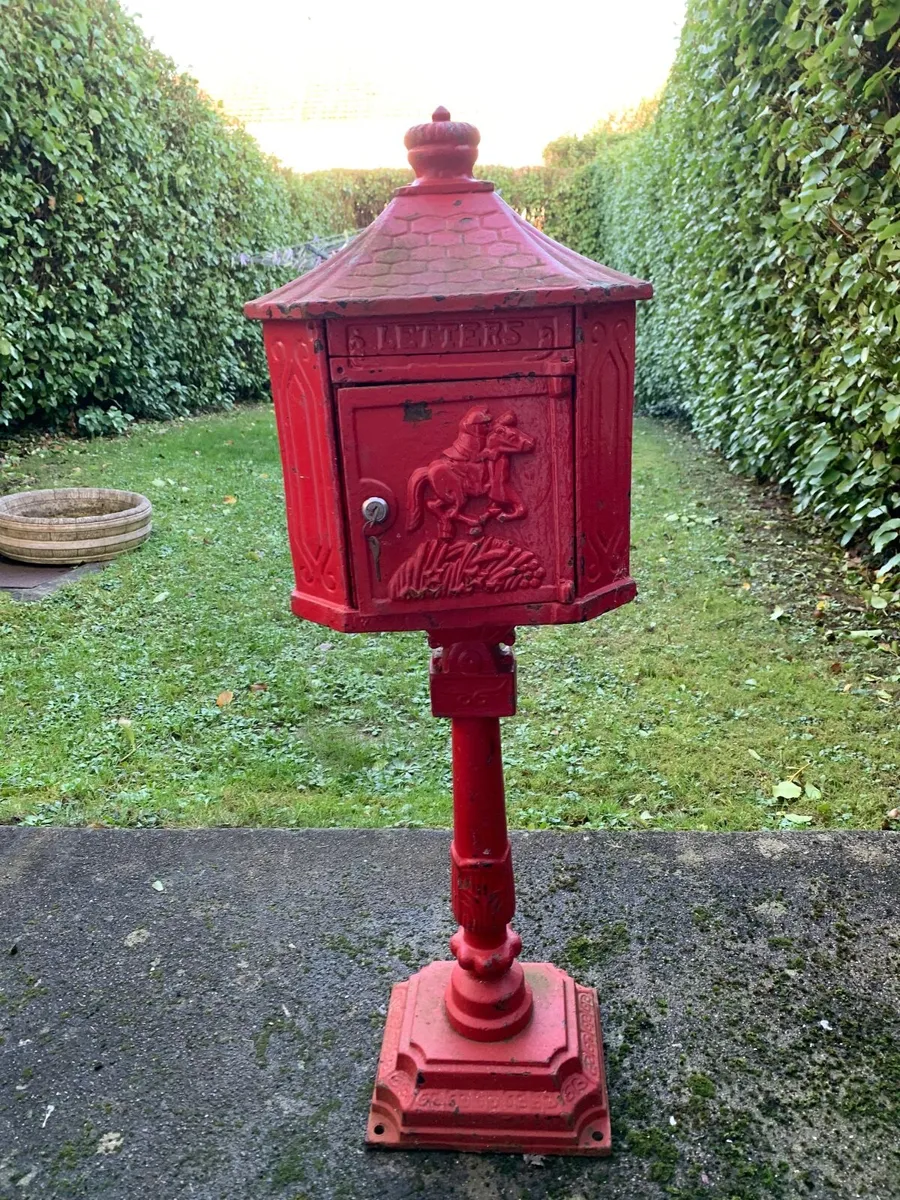 Old  Cast Iron Post Box - Image 1