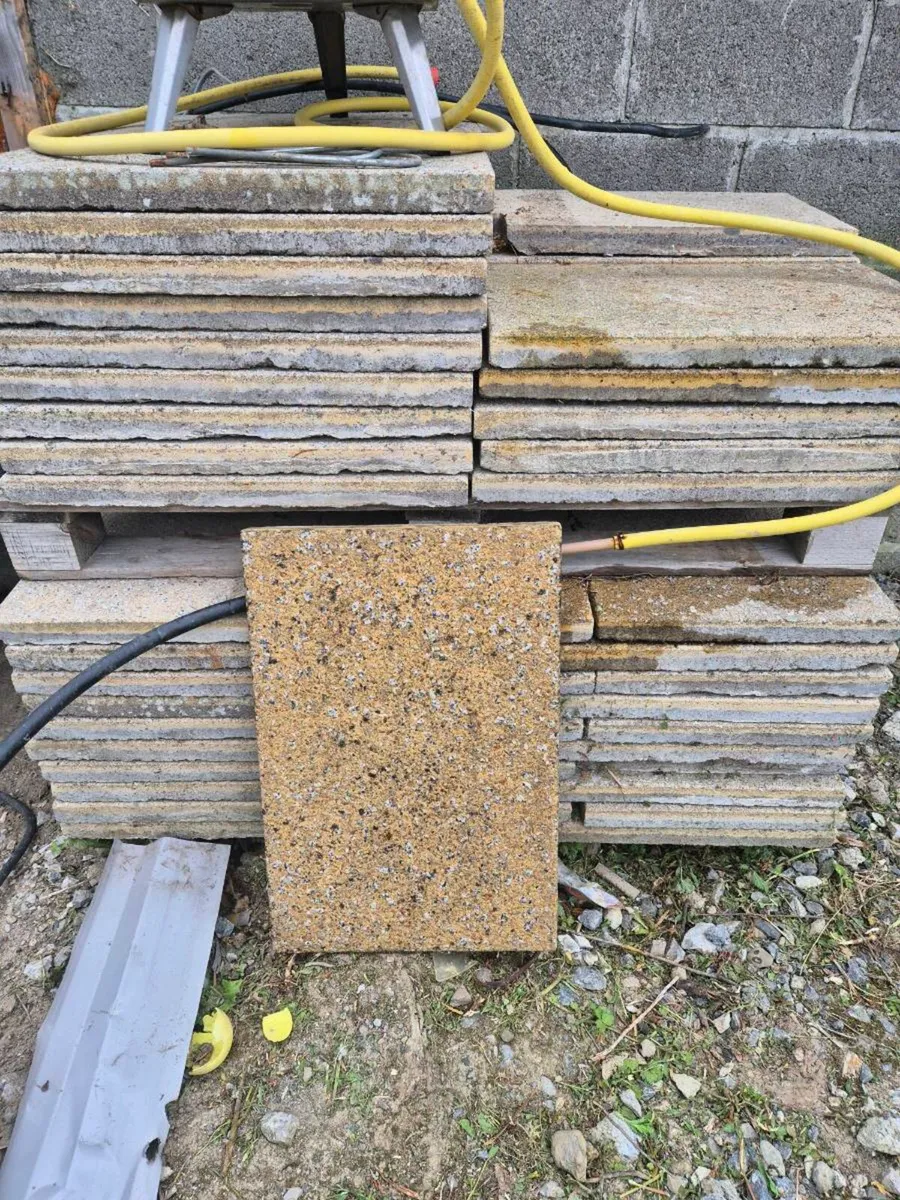 Patio slabs 600 x 400 - Image 1