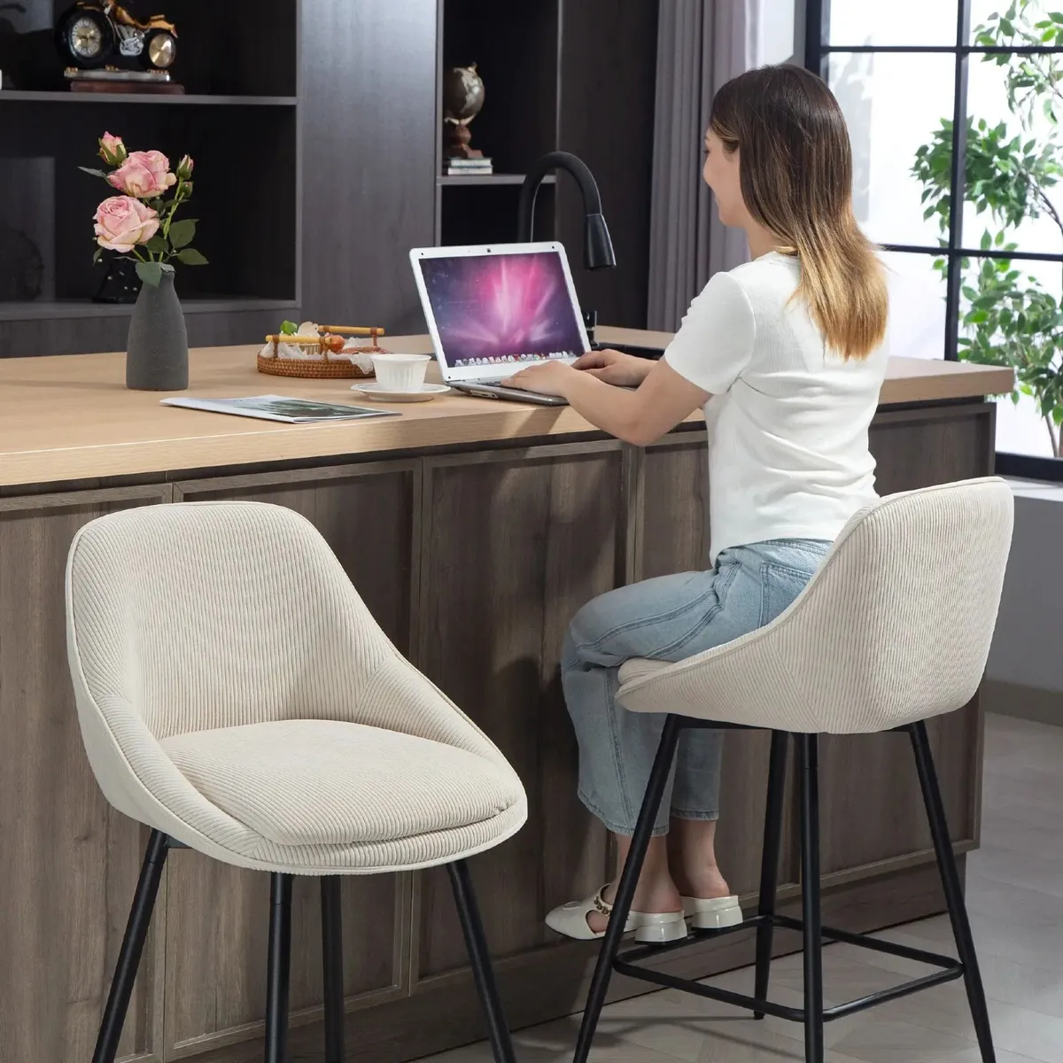 Set of 2 Corduroy Velvet Bar Stools with Curved Ba - Image 4
