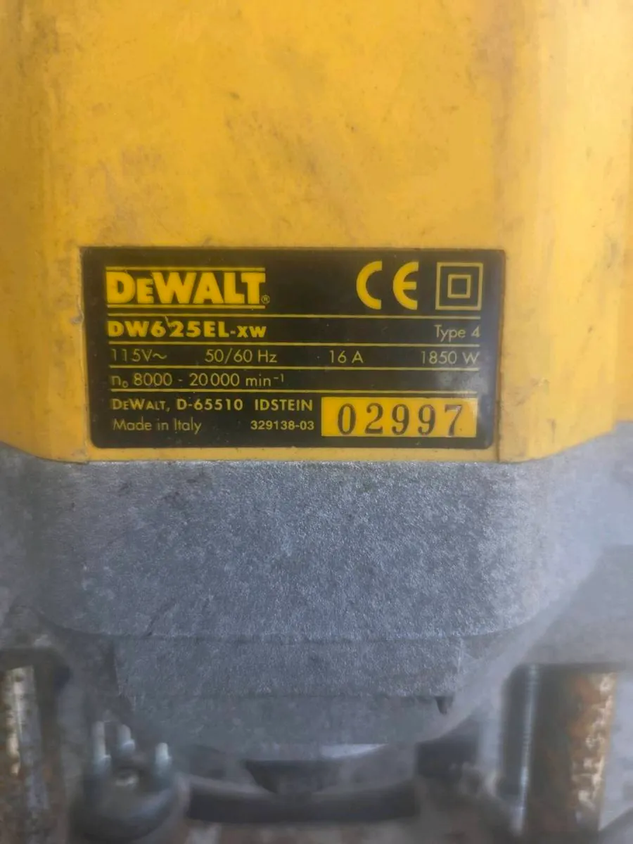 Dewalt dwe625 electric router - Image 3