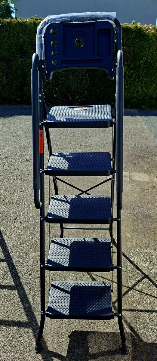 5 step steel ladder,very steady