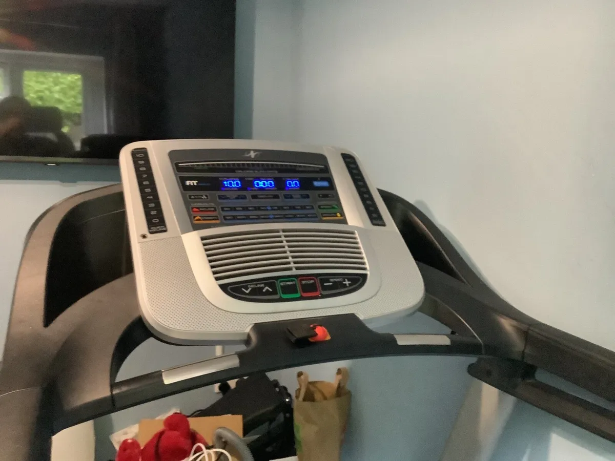 Treadmill - Image 1