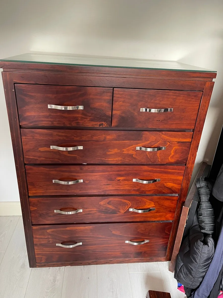 6 drawer chest of drawers - Image 1