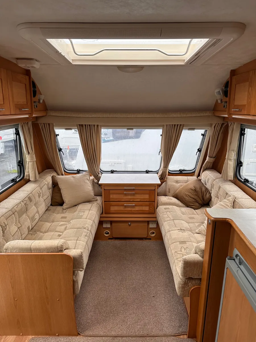 ✨COMPASS MAGNUM 4 BERTH FIXED BED✨ - Image 3