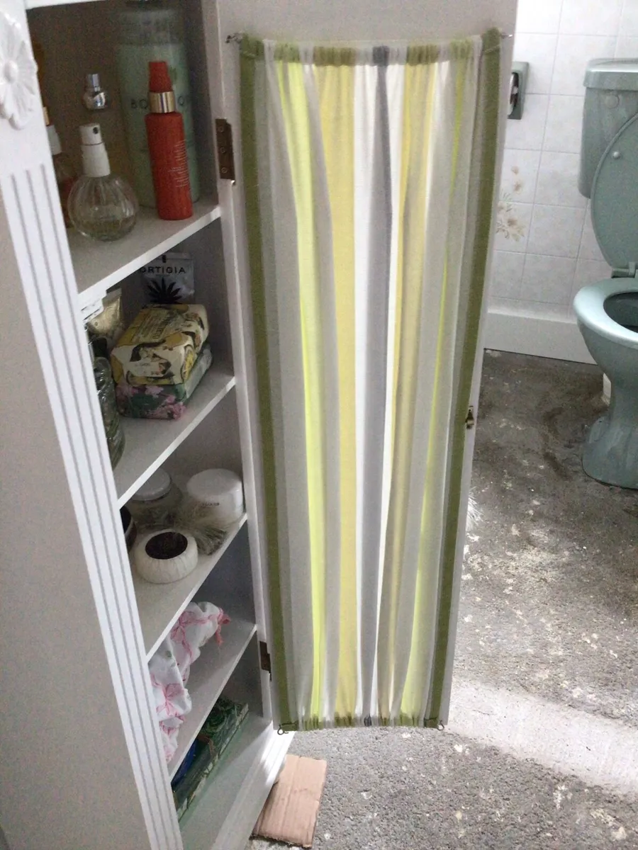 Cabinet - Image 4
