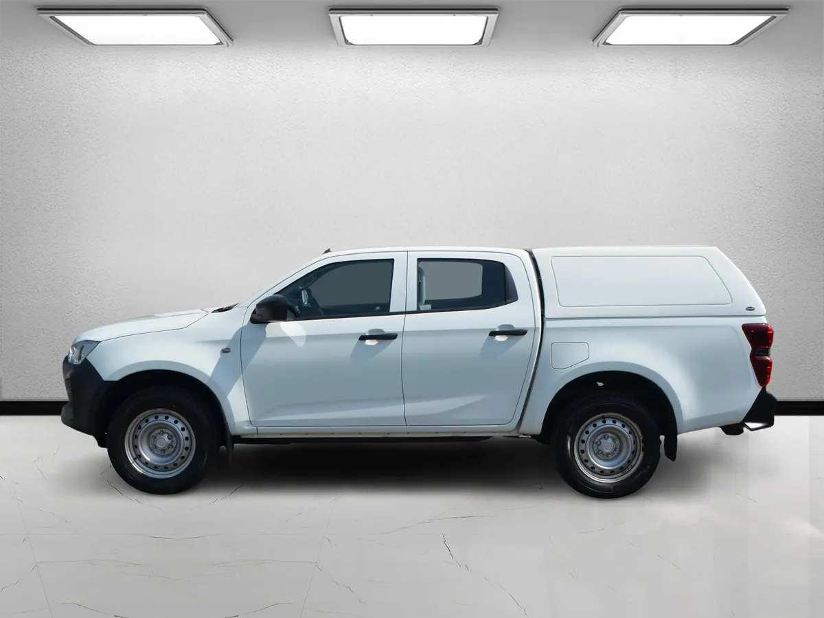 Isuzu D-Max 2022 Utility - Image 4