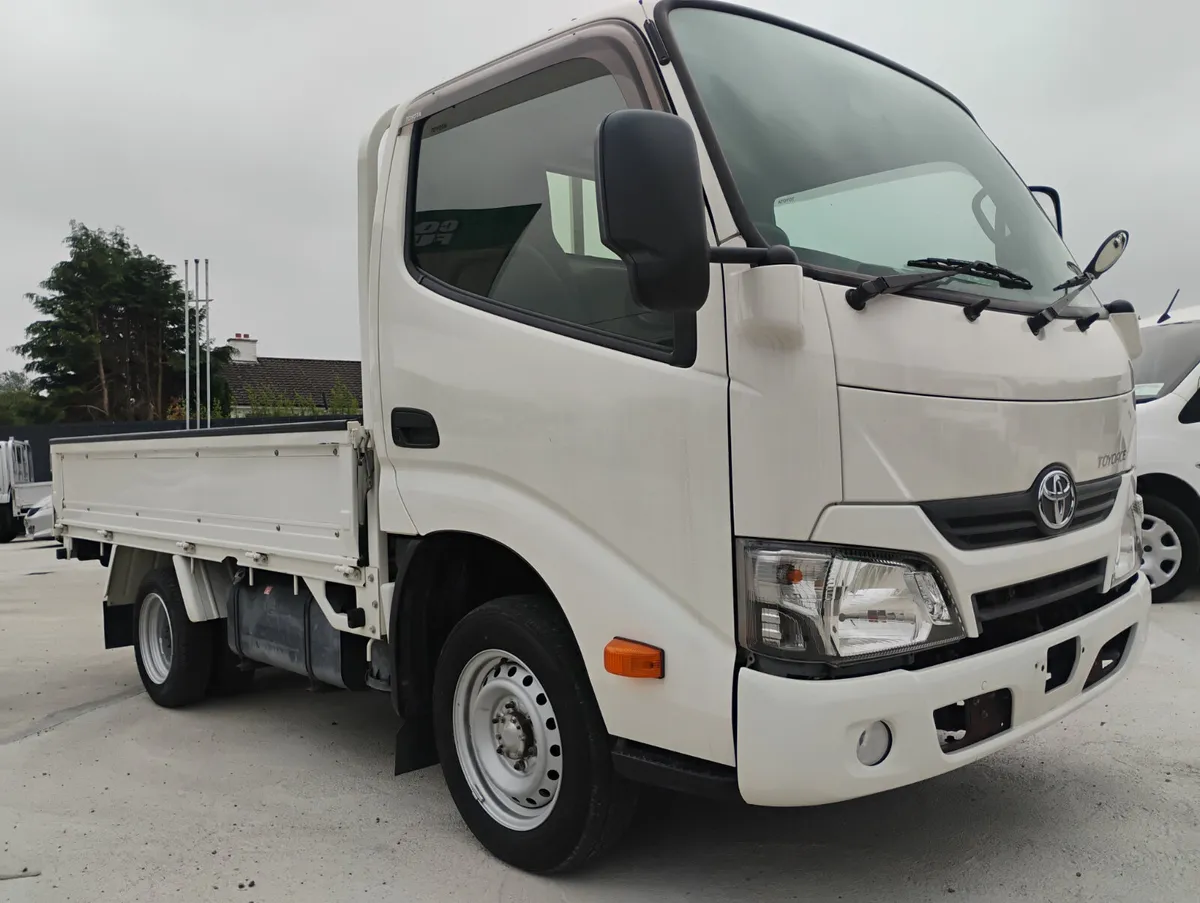 2018 TOYOTA DYNA - Image 1