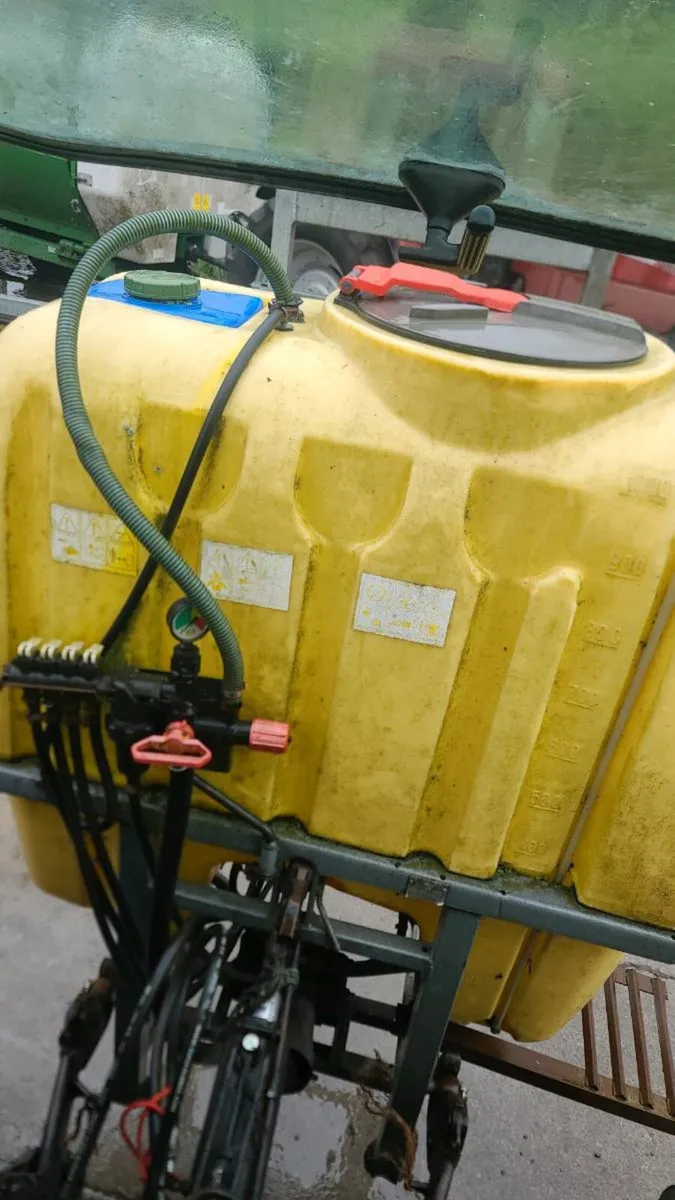 Jarmet 1000L Sprayer - Image 4