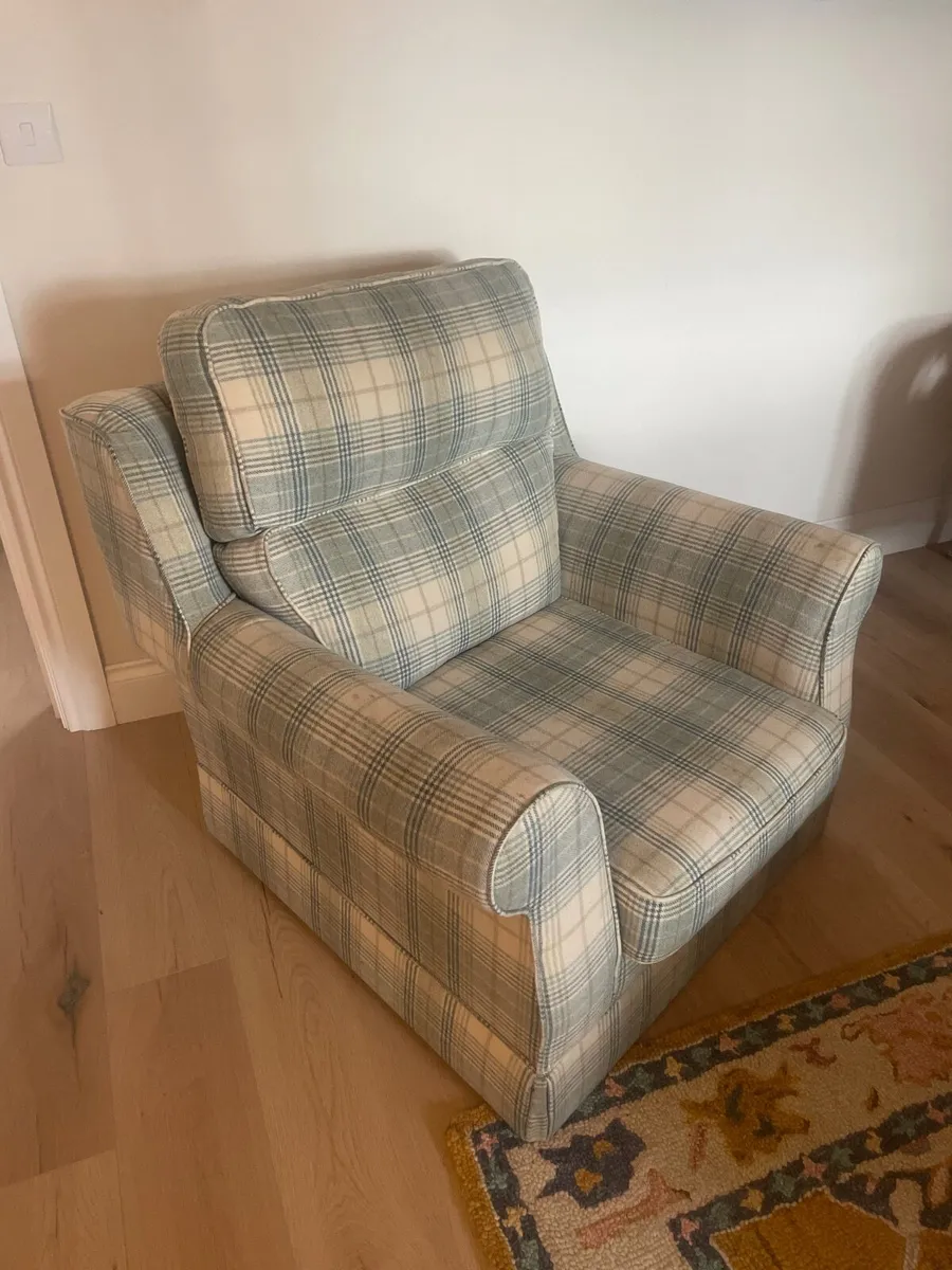 Armchair - Image 2