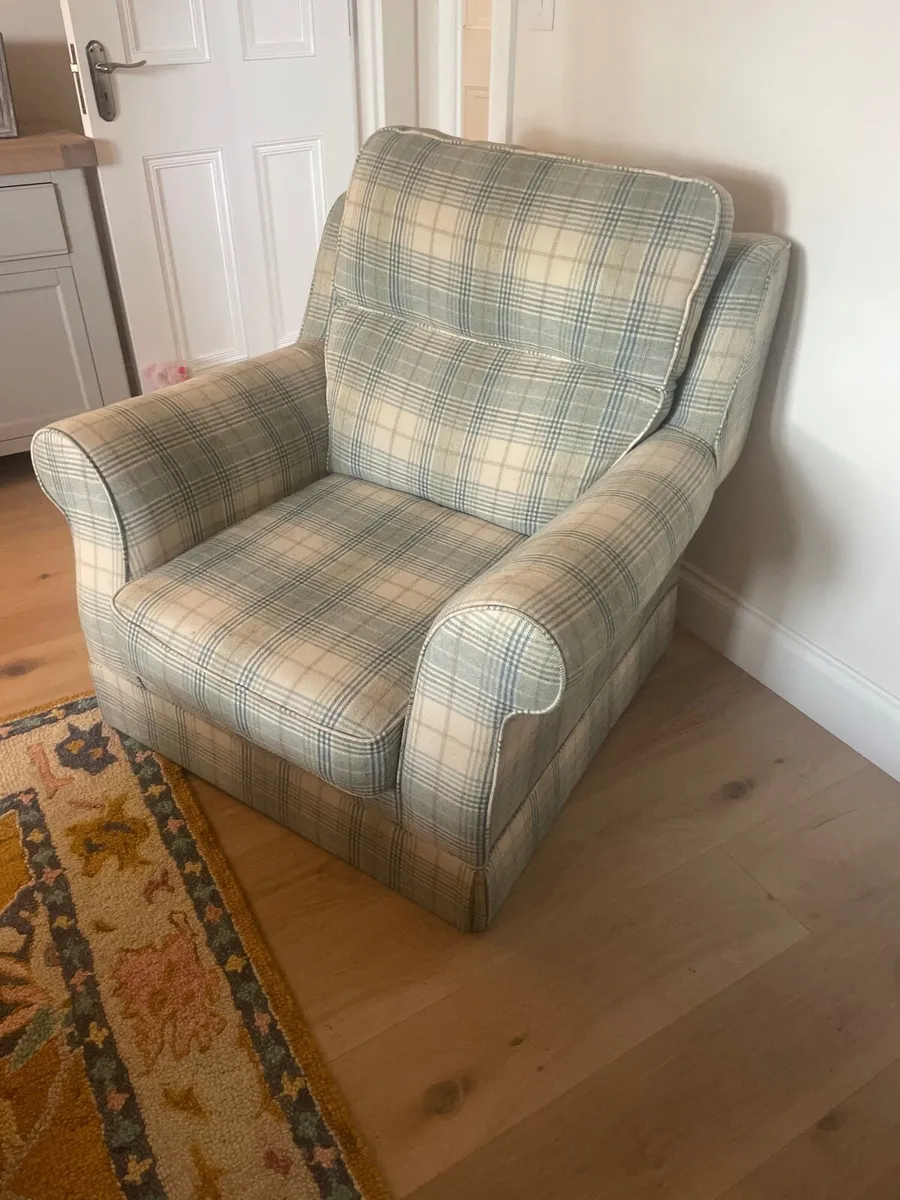 Armchair - Image 3