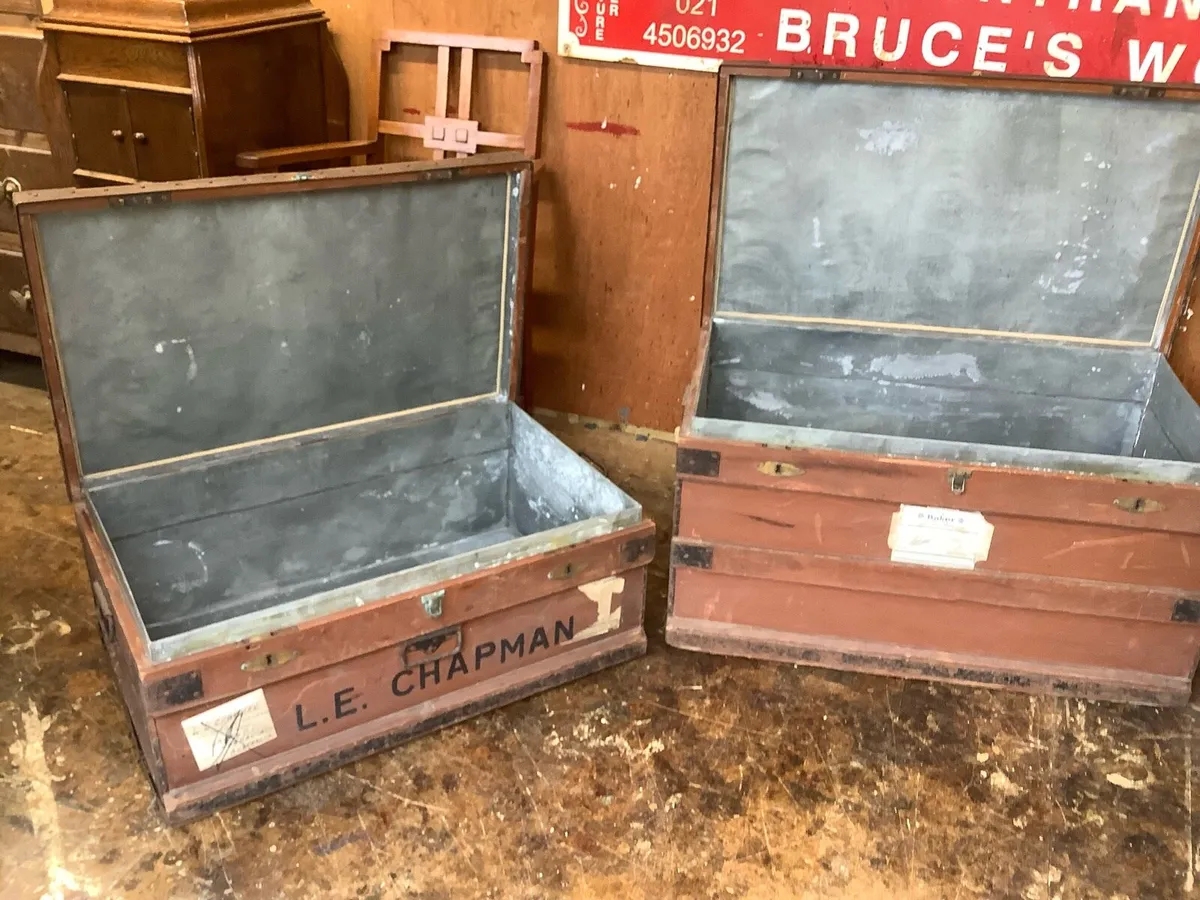 Antique chests - Image 4