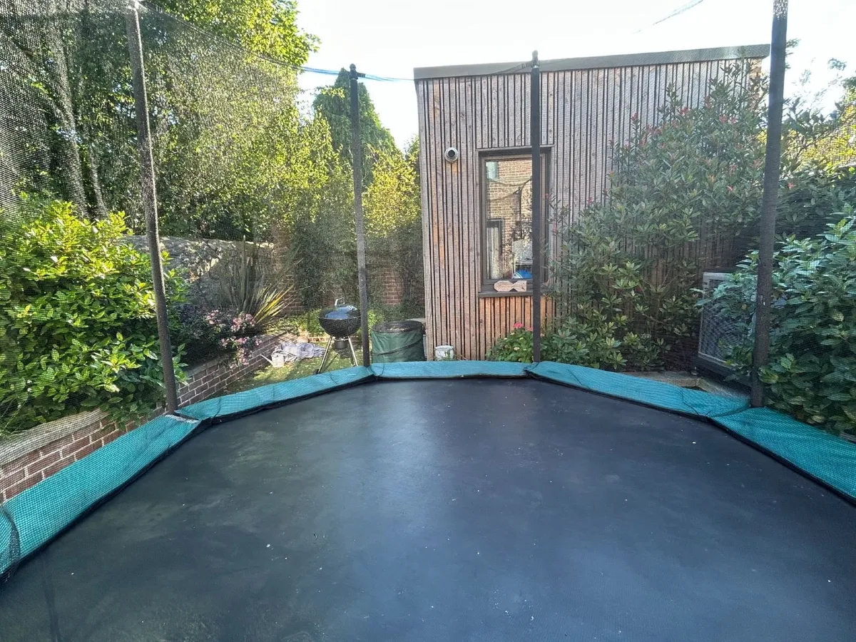 Octagonal Trampoline 300 cm – Décathlon - Image 2
