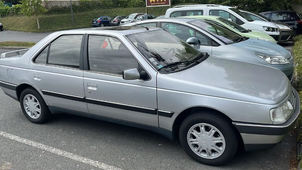 Peugeot 405 stdt - Image 1