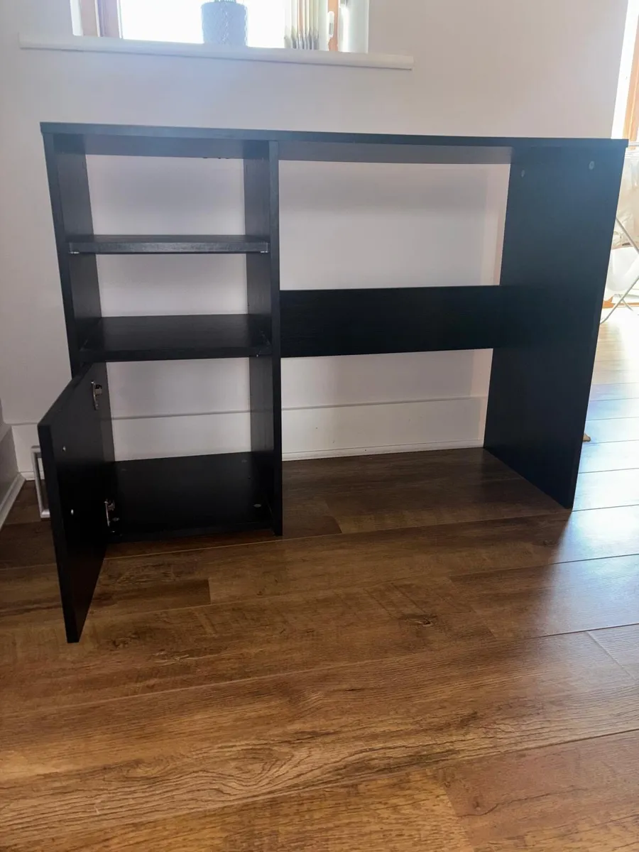 Black Desk - Image 3