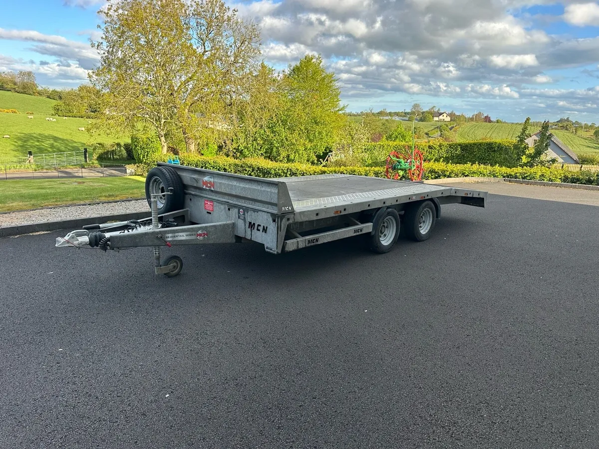 MCN Beavertail trailer - Image 1