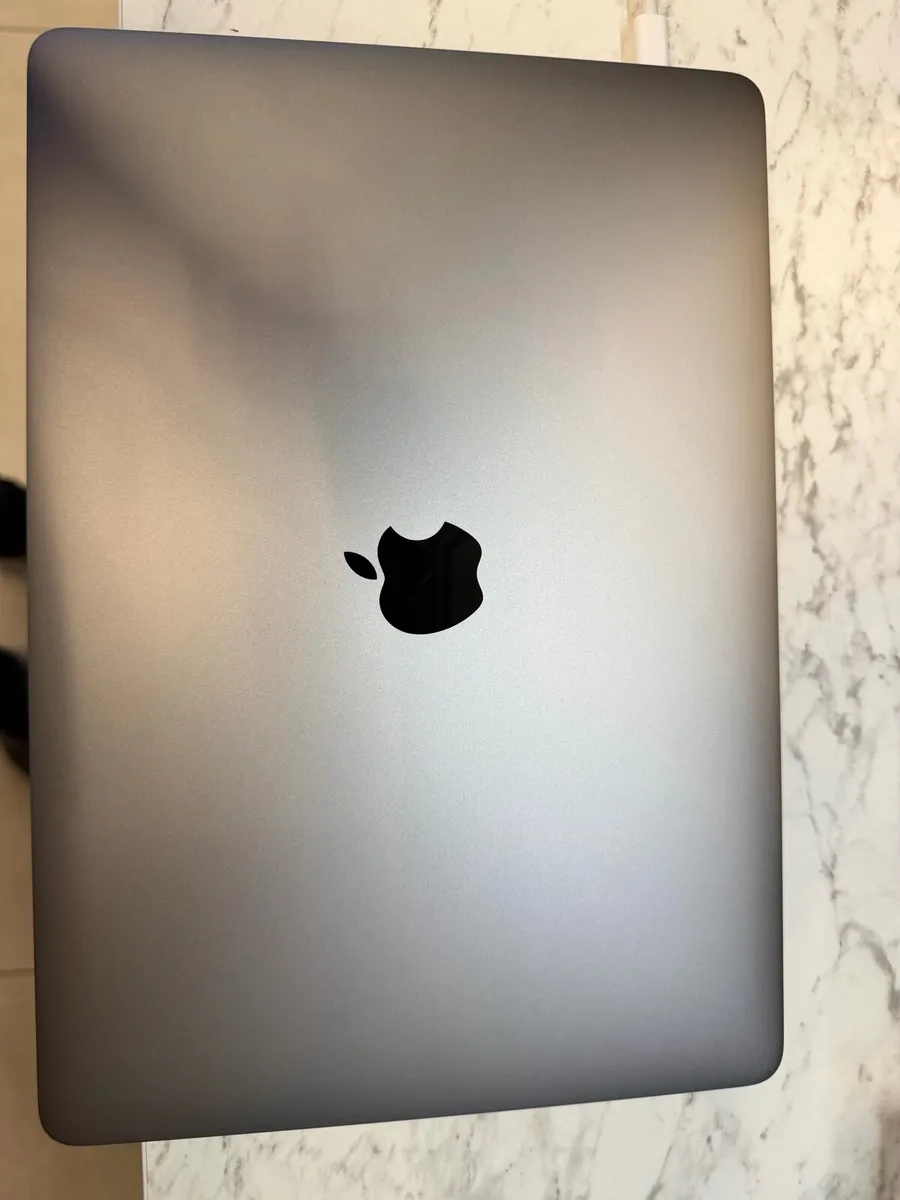 Apple MacBook Pro 13” - M1, 16gb RAM, 1TB SSD - Image 3