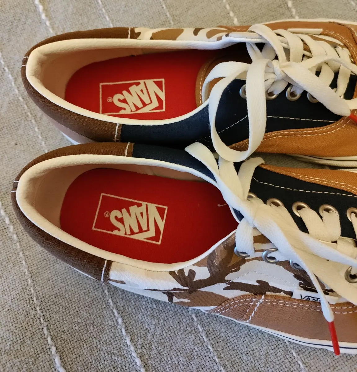 Vans Camo trainers 8uk - Image 4