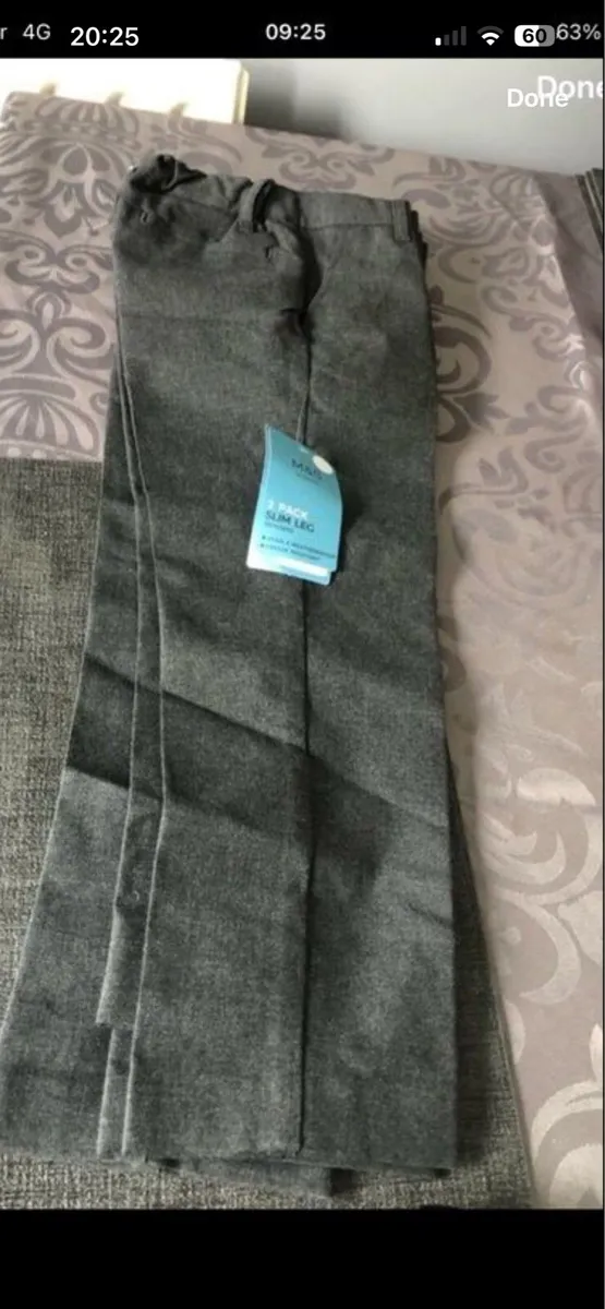 Boys BNWT M&S school trousers age 5 €10 - Image 1
