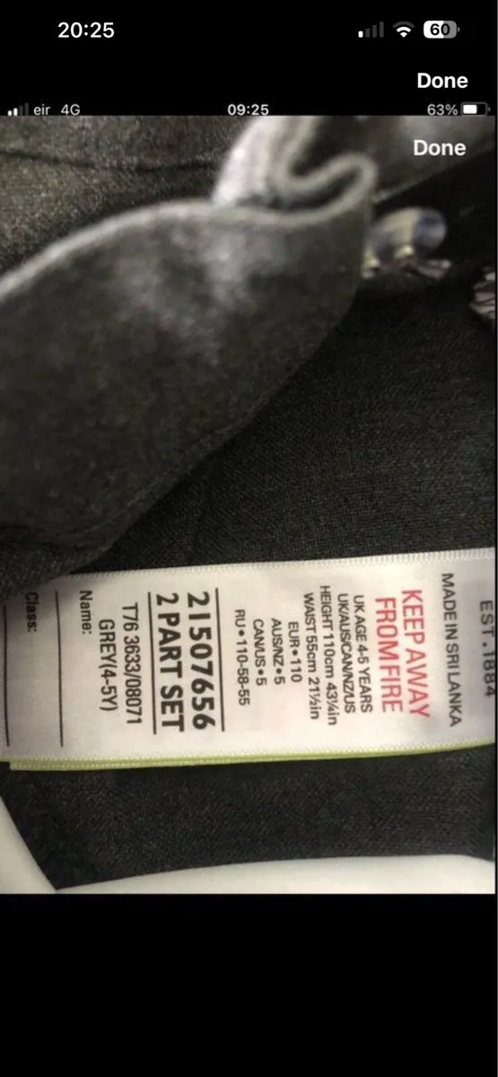 Boys BNWT M&S school trousers age 5 €10 - Image 4