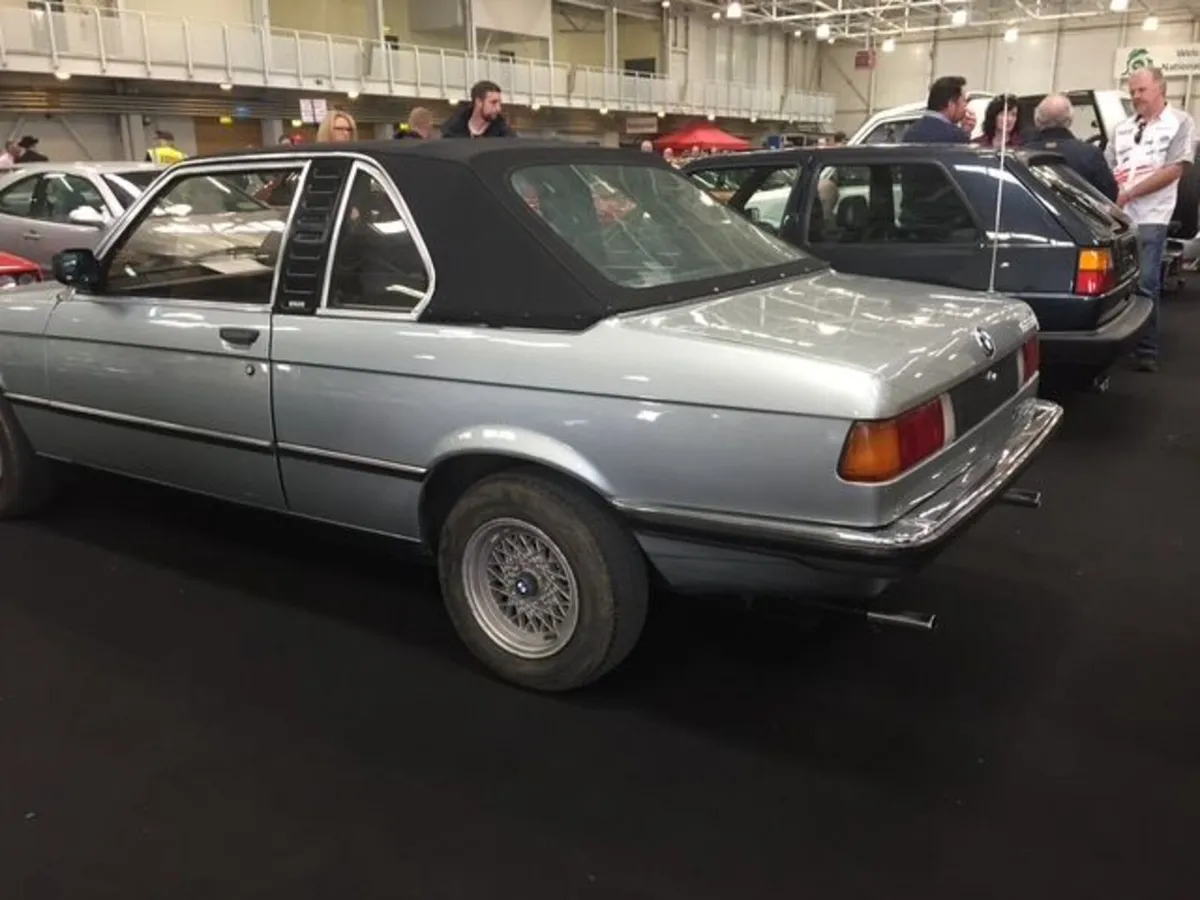 BMW 3-Series 1982 - Image 4