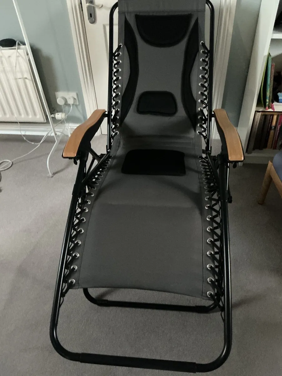 Outdoor Zero Gravity Chair - Image 1