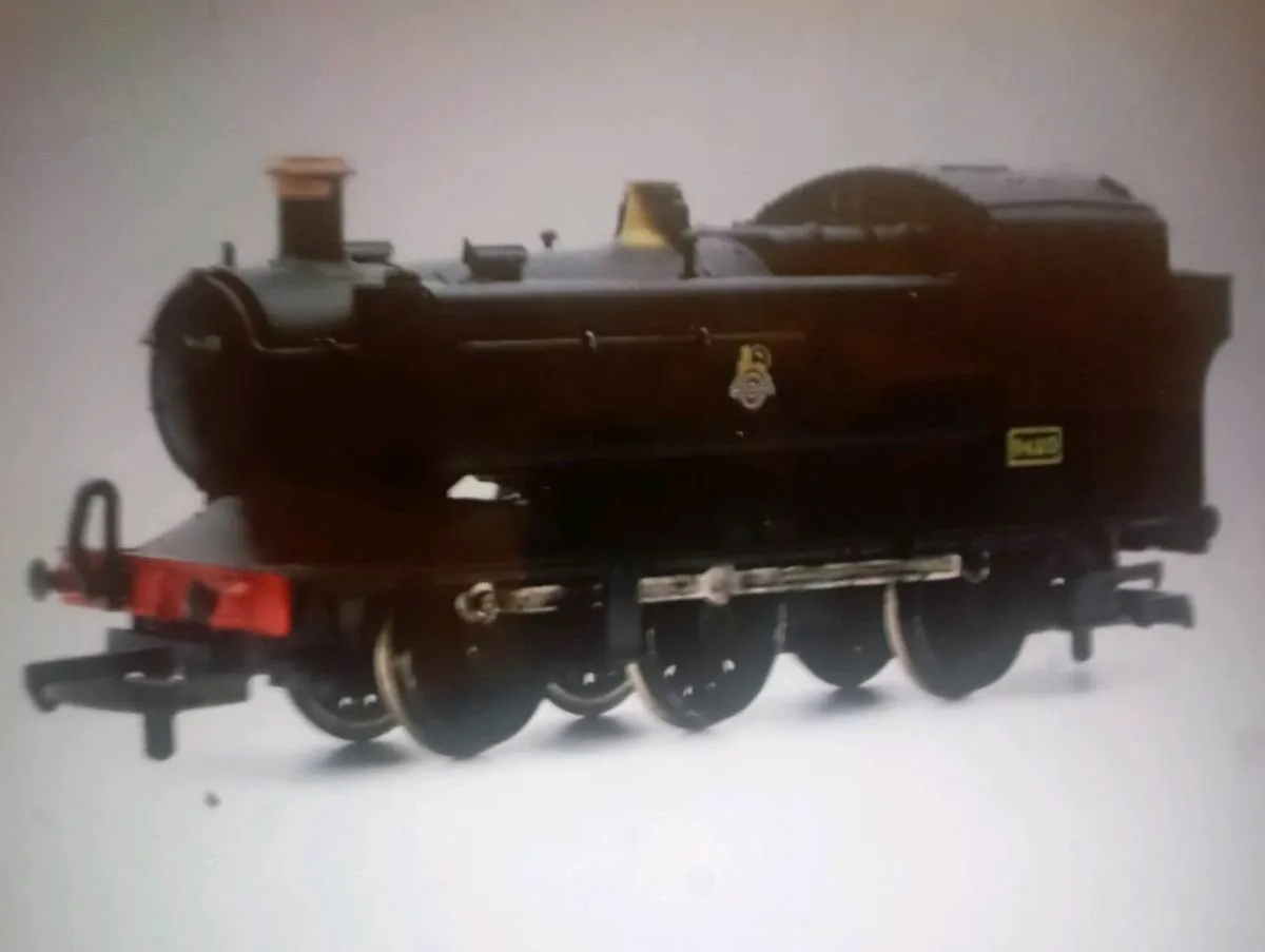 LIMA OO GAUGE O-6-0T CLASS  {8420} LOCOMOTIVE 🚂. - Image 1
