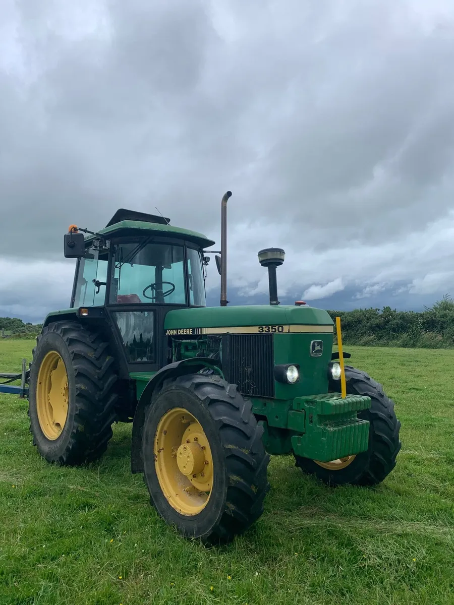 John Deere 3350 - Image 1