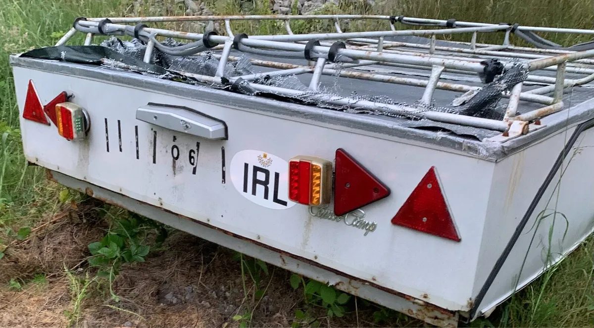 Camping trailer - Image 4