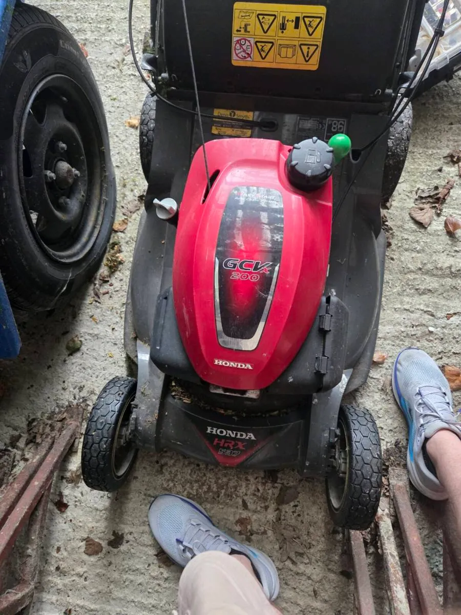 Honda Lawnmower - Image 1
