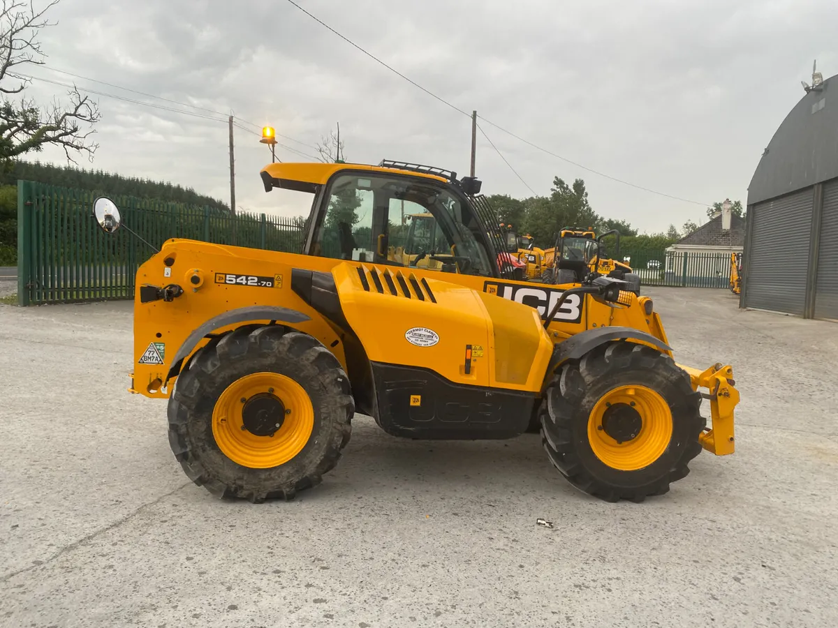 JCB 542-70 2024 (18179) - Image 2