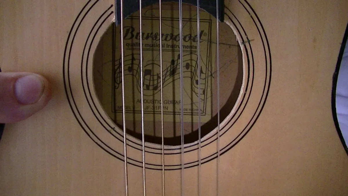 Burswood Small Child's Guitar - Image 2