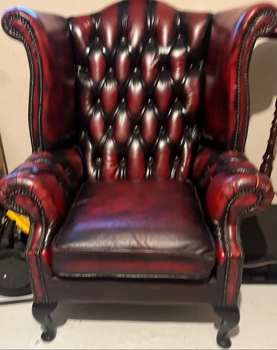 Chesterfield sofa & chair - Image 2