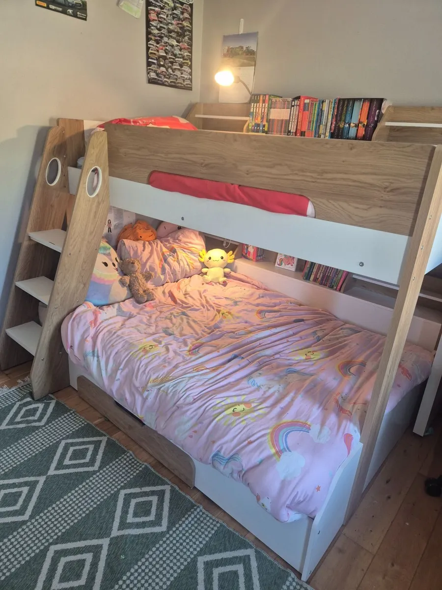 Triple Bunk Bed - Image 1