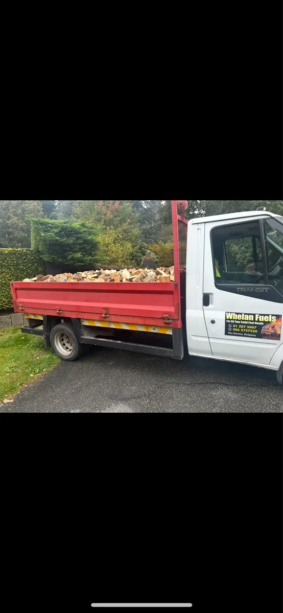 Seasoned Hardwood Logs - Image 1
