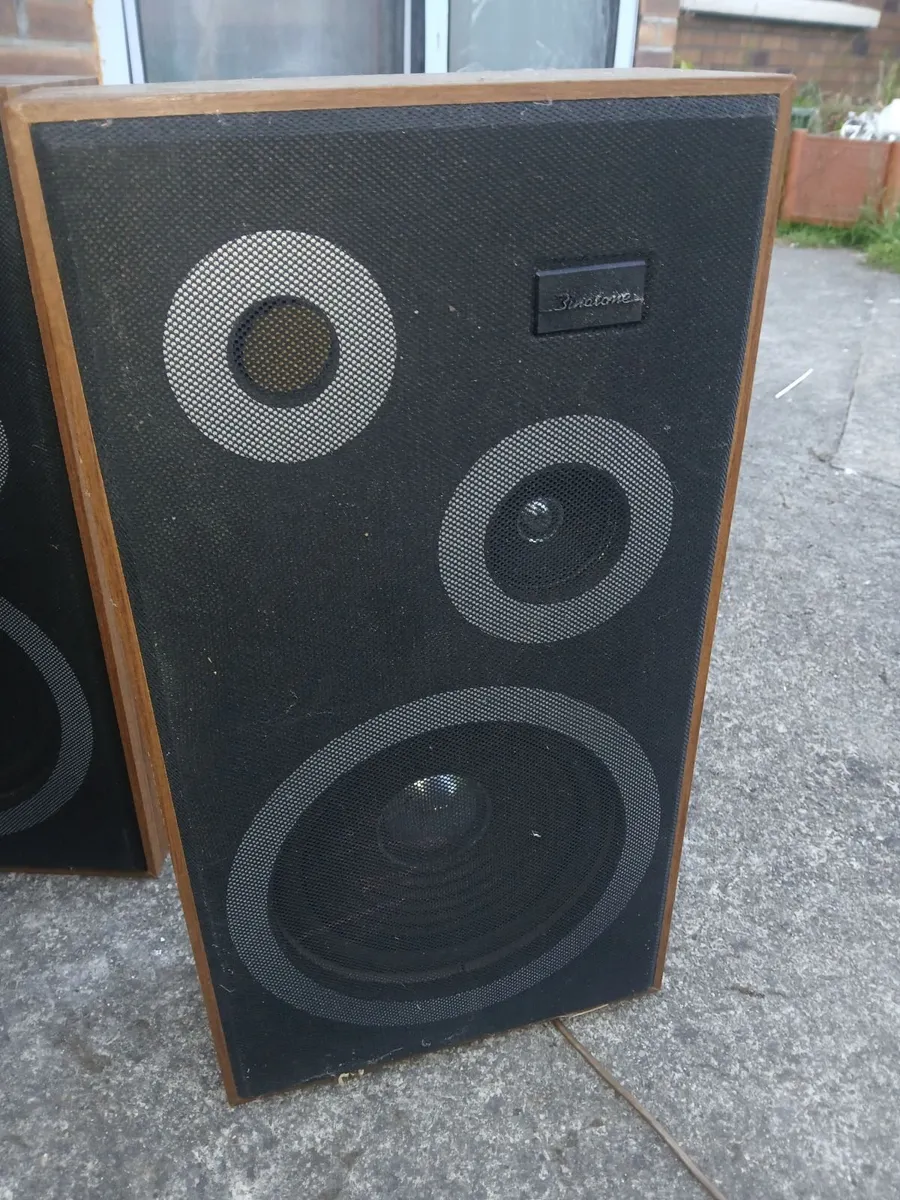Binalone Record Player and Speakers - Image 2
