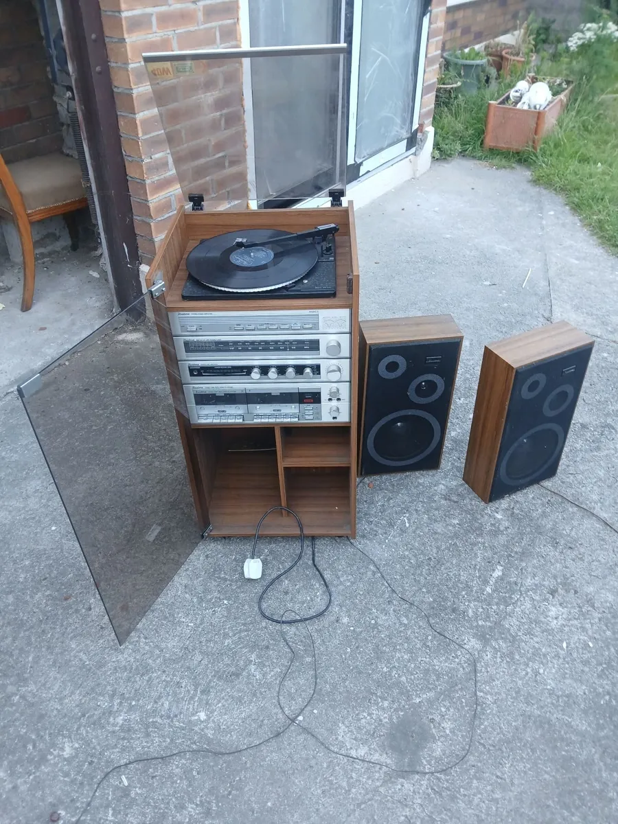 Binalone Record Player and Speakers - Image 3