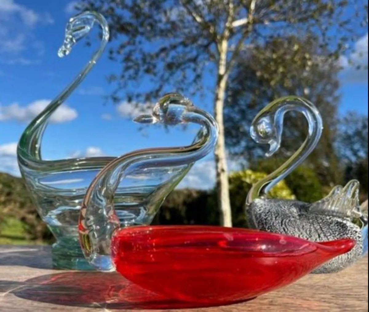 Three vintage glass swans - Image 1