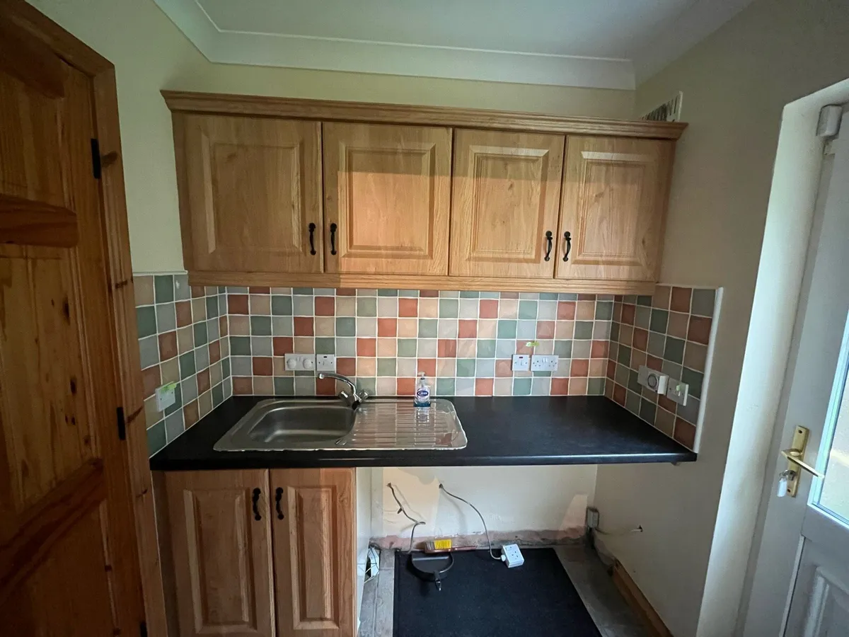 Oak Kitchen - Image 3