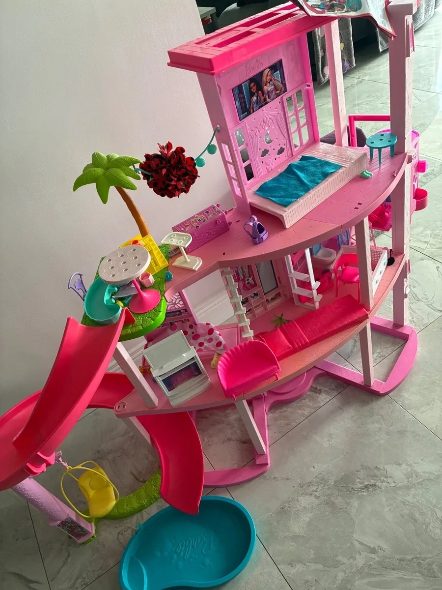 Barbie Dream House - Image 3