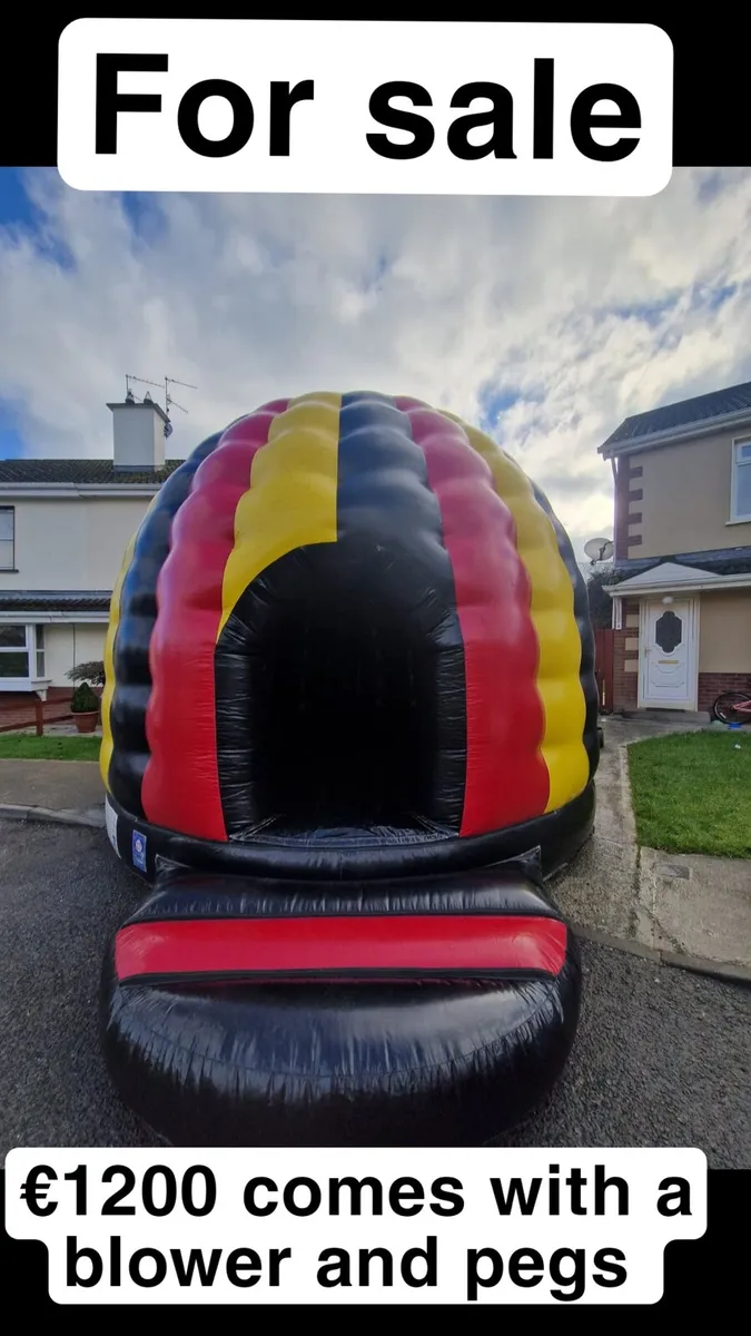Bouncy castles for sale - Image 3