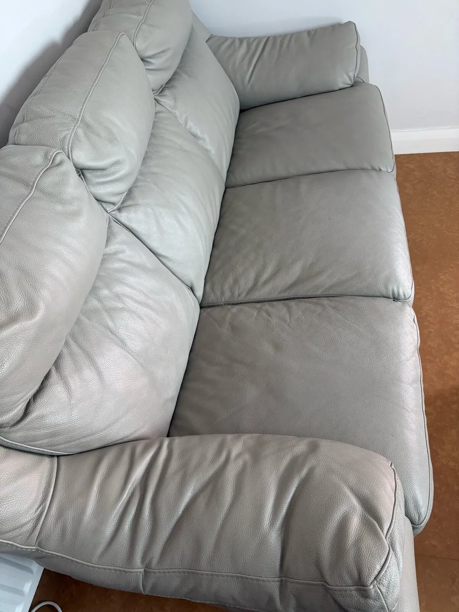 Leather sofa - Image 1